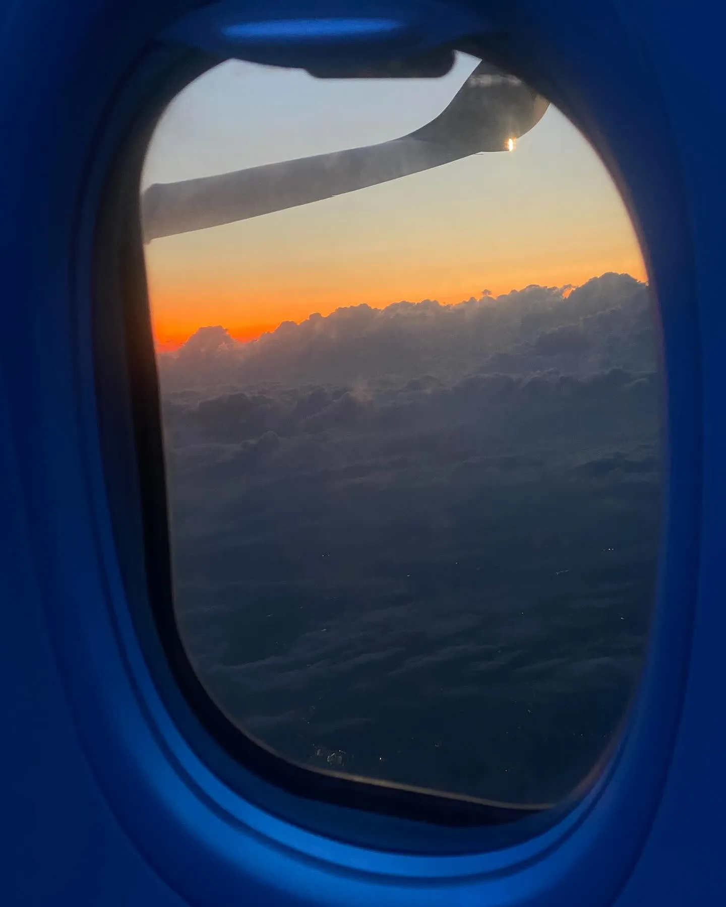 久々の富士山でした🗻帰りの飛行機✈️も最高の夕焼け🌆でした！