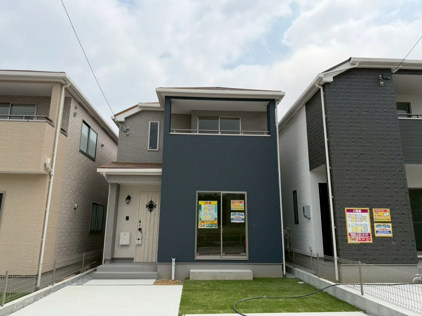 当社限定！エアコン全居室プレゼント！ハートフルタウンうるま市江洲２１０８番（全１０棟）